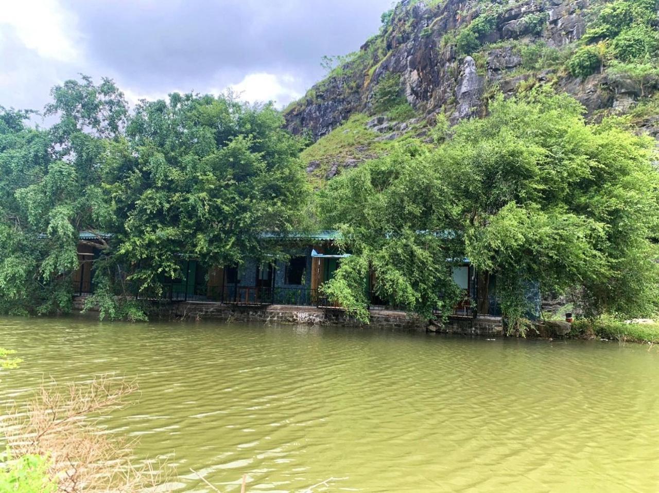 Lake Retreat Ninh Binh Bagian luar foto