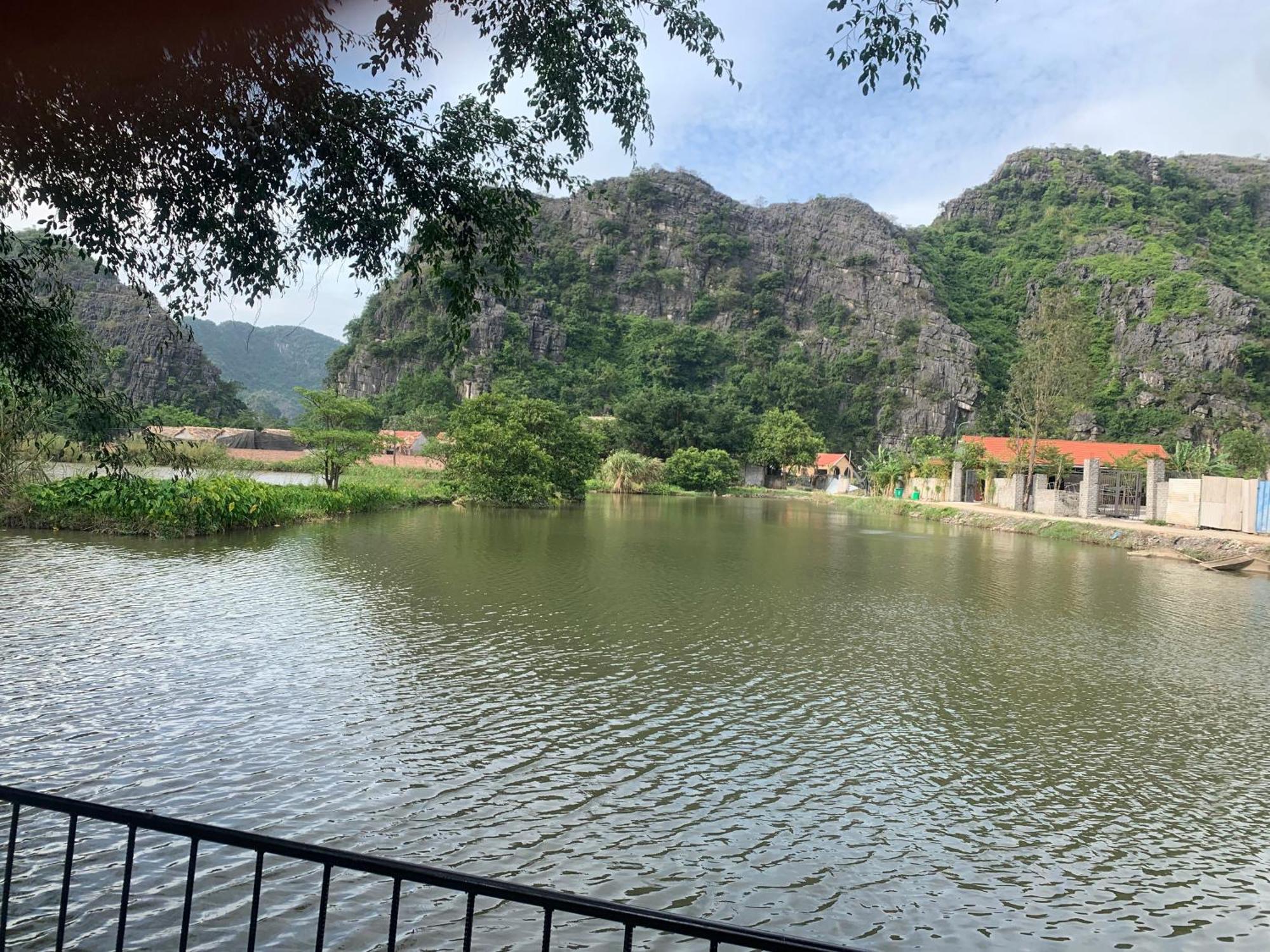 Lake Retreat Ninh Binh Bagian luar foto