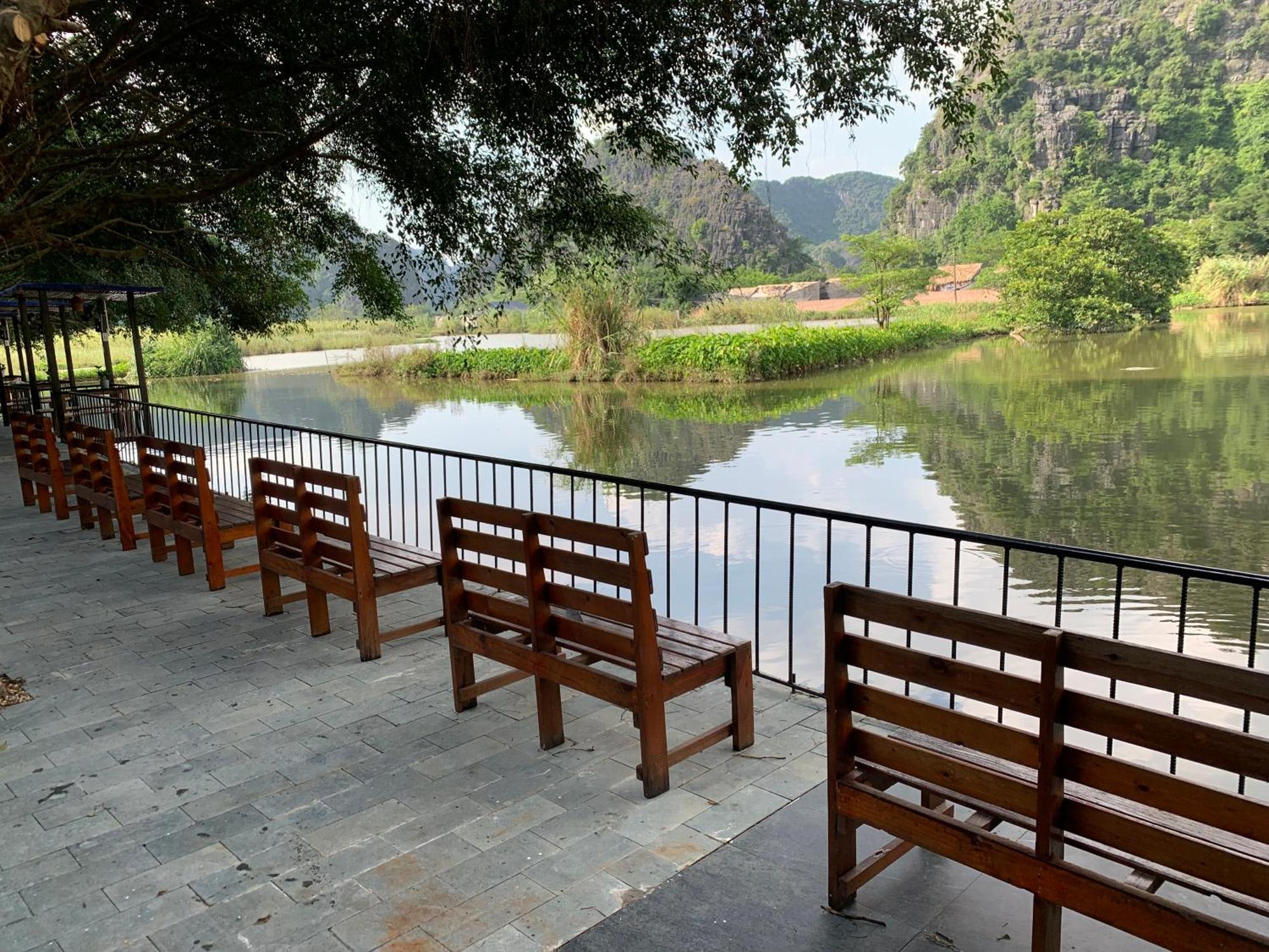 Lake Retreat Ninh Binh Bagian luar foto